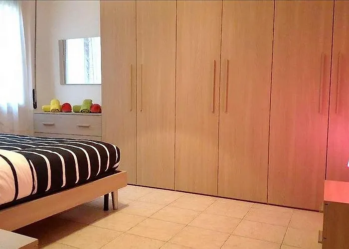 Rogoredo Apartament *